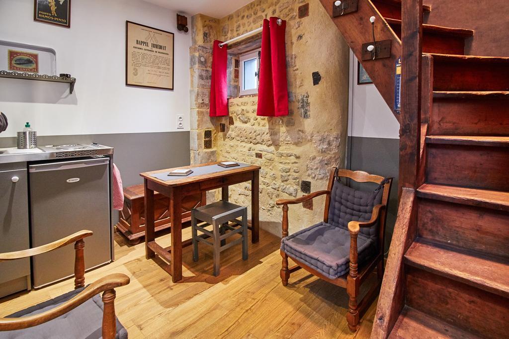 La Plus Petite Maison De France Bayeux Quarto foto